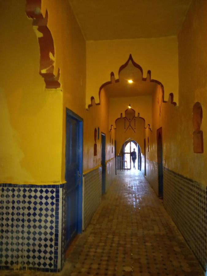 Riad Gnaoua Khamlia メルズーガ エクステリア 写真