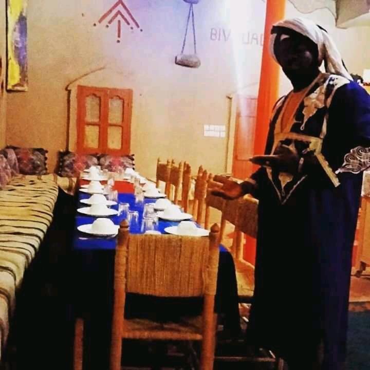 Riad Gnaoua Khamlia メルズーガ エクステリア 写真