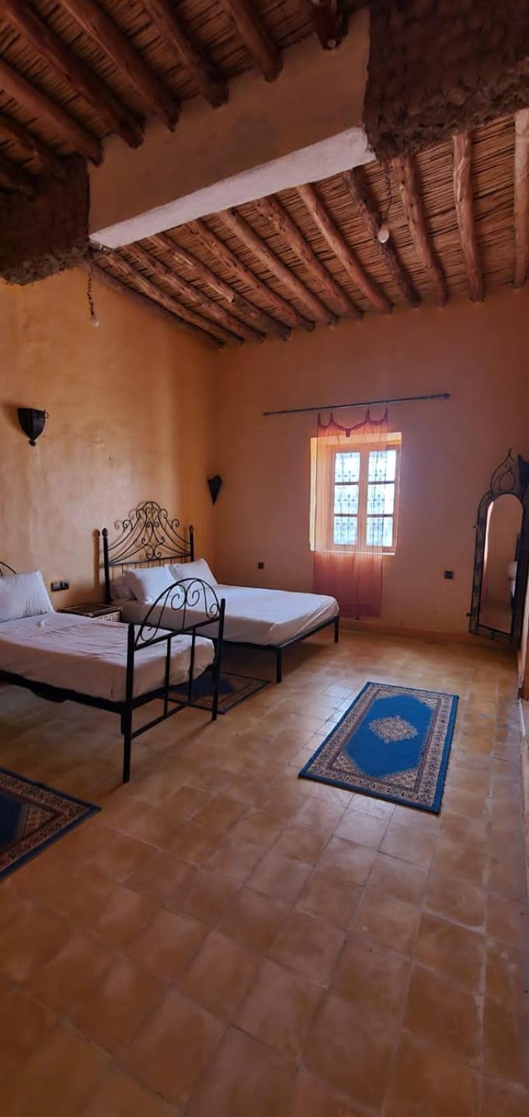 Riad Gnaoua Khamlia メルズーガ エクステリア 写真