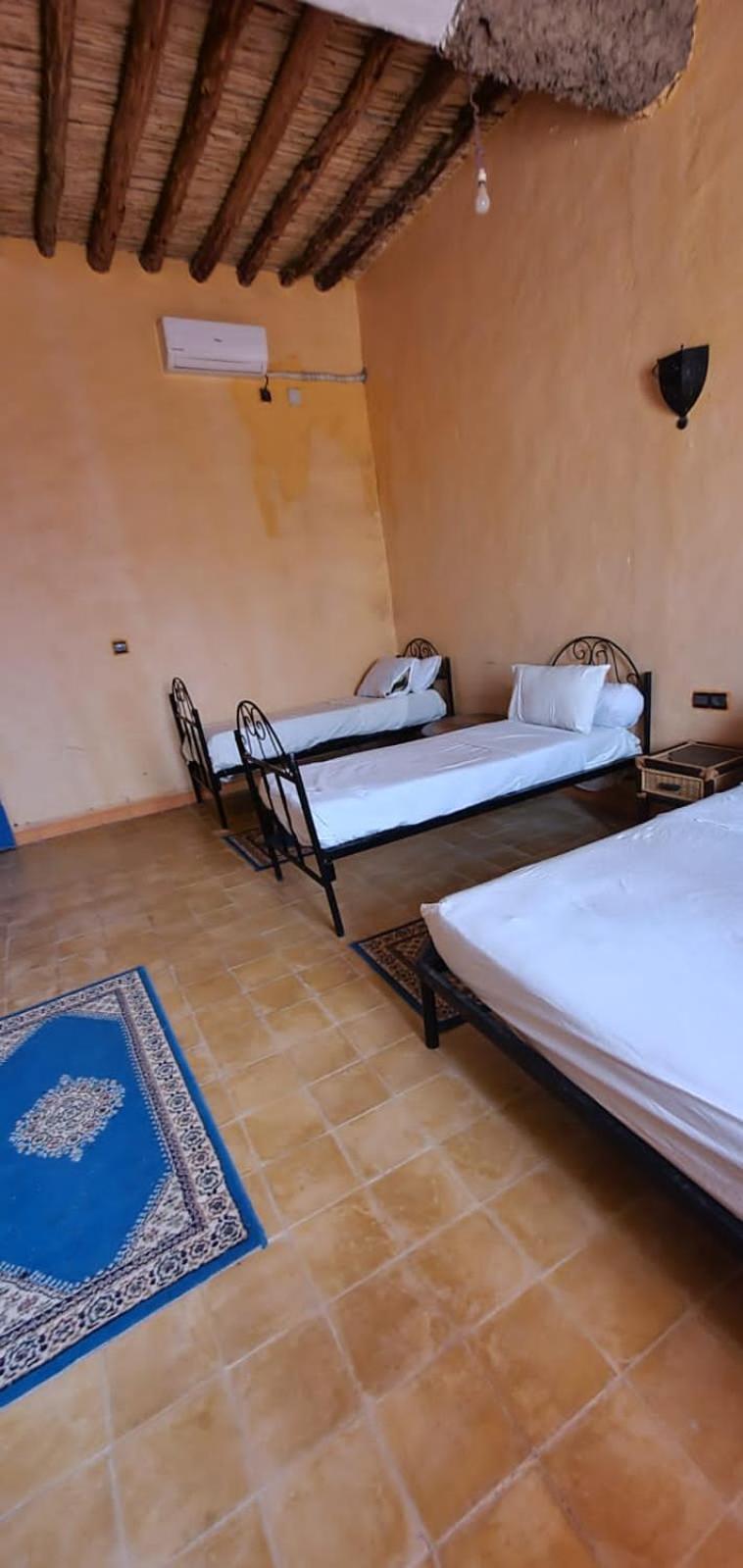 Riad Gnaoua Khamlia メルズーガ エクステリア 写真